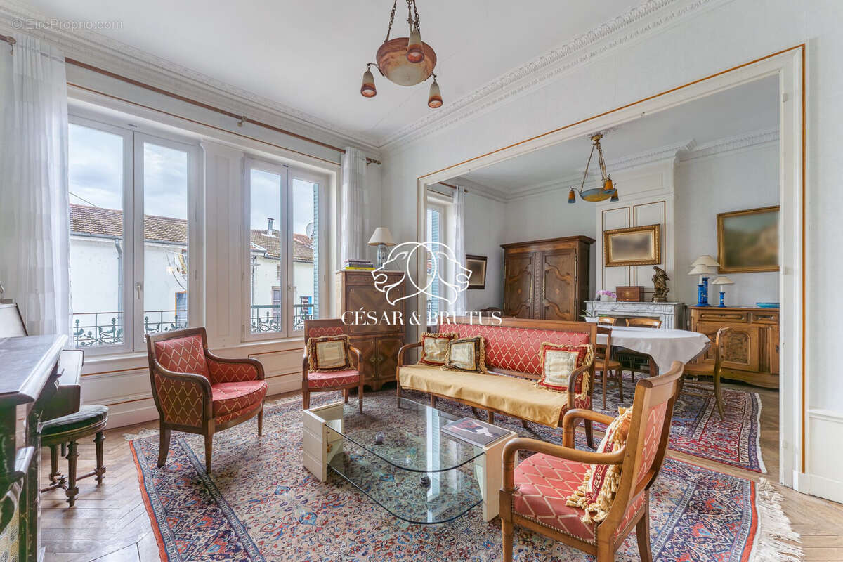 Maison à CALUIRE-ET-CUIRE