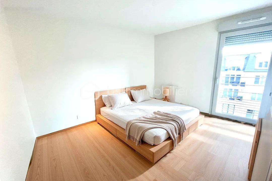 Appartement à SAINTE-GENEVIEVE-DES-BOIS