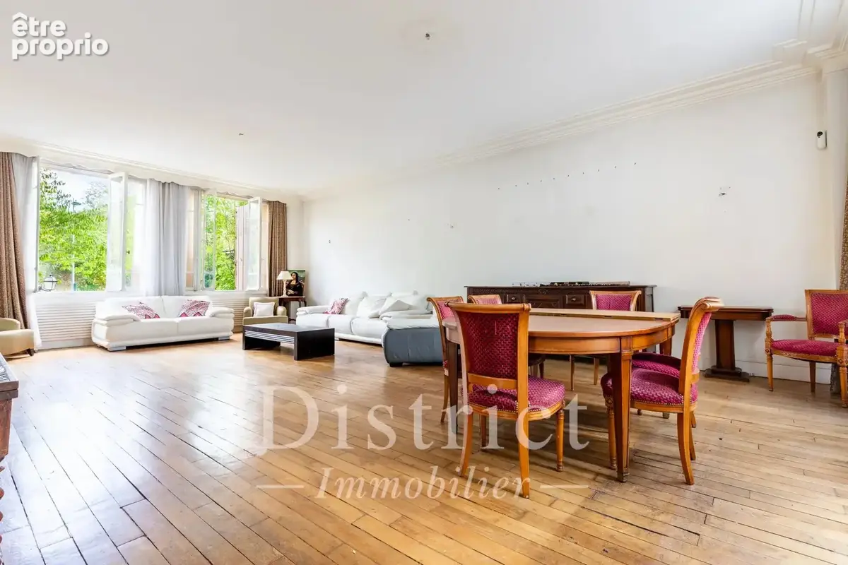 Saint-Maurice – Demeure de charactère de 617m² avec dépendance - photo 3