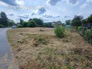 Terrain à NASSANDRES