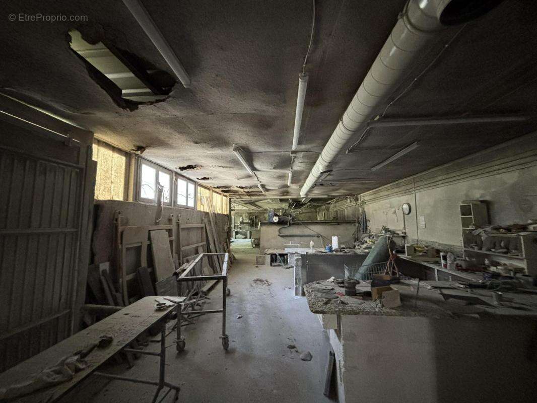 Commerce à MONTREUIL