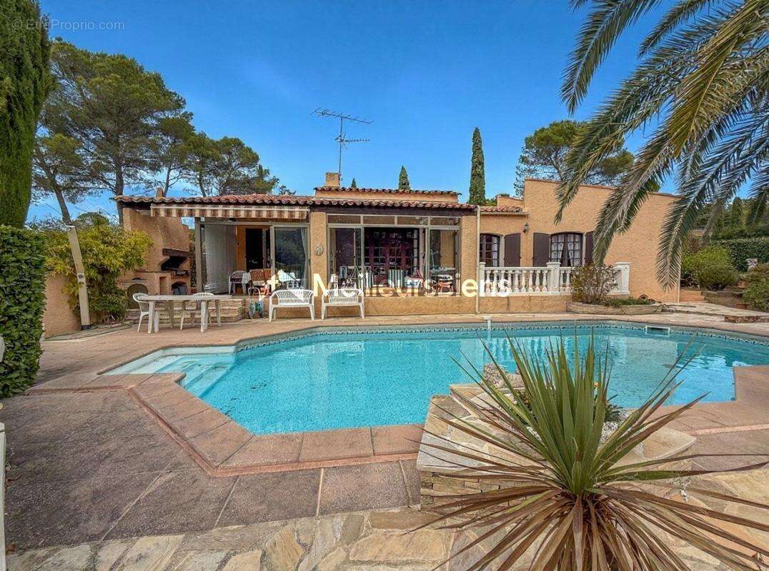 Maison à SAINT-RAPHAEL