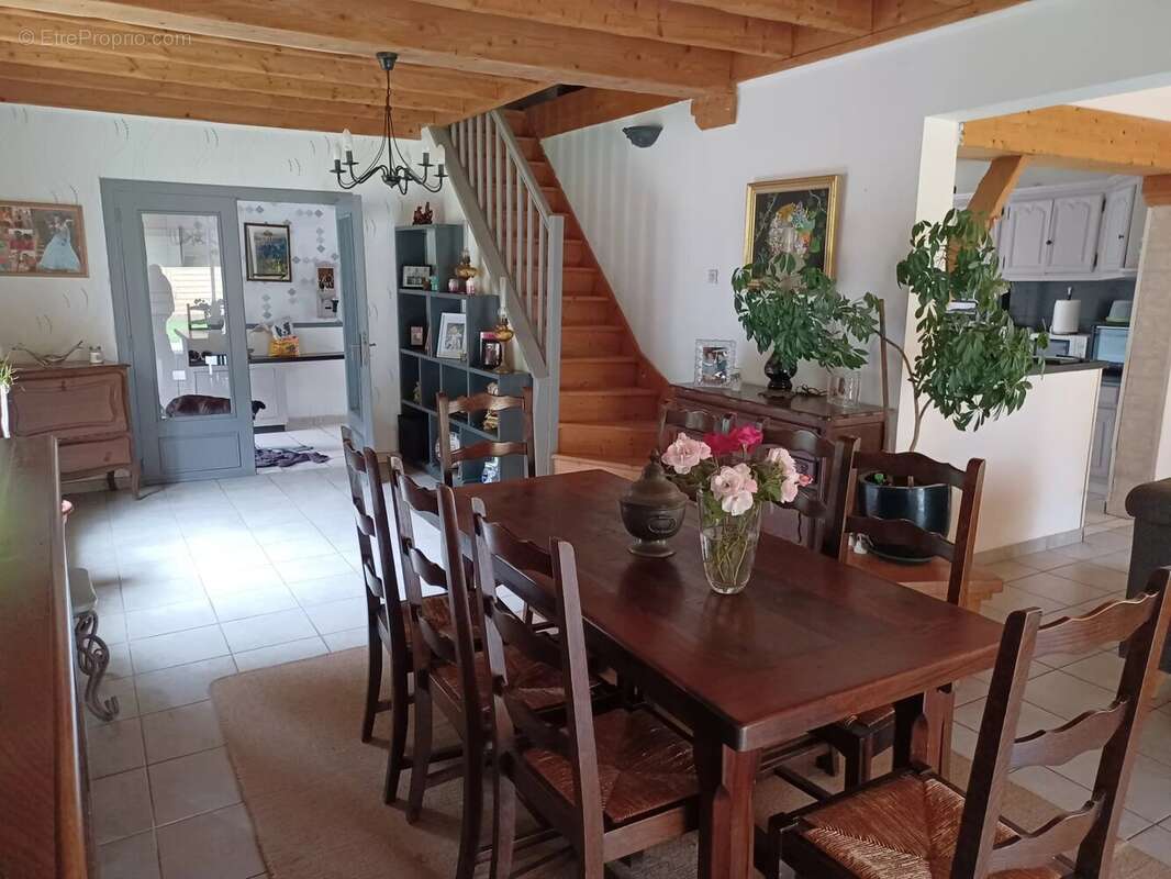 Maison à HUCQUELIERS