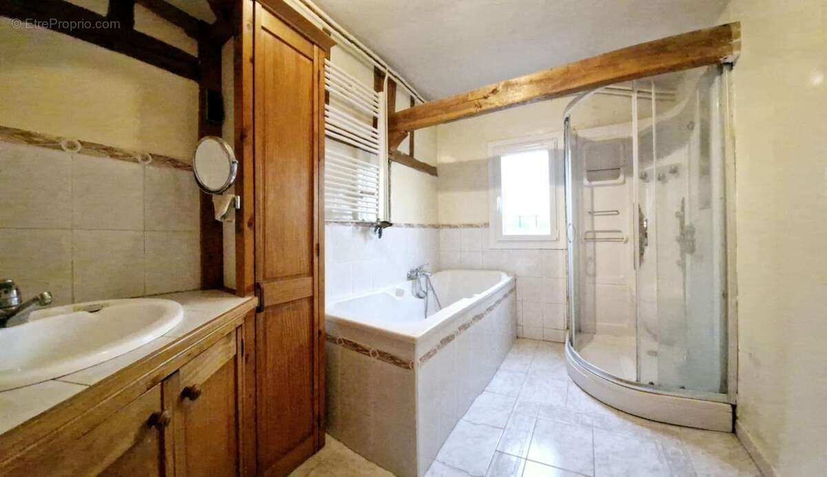 Maison à LES NOES-PRES-TROYES