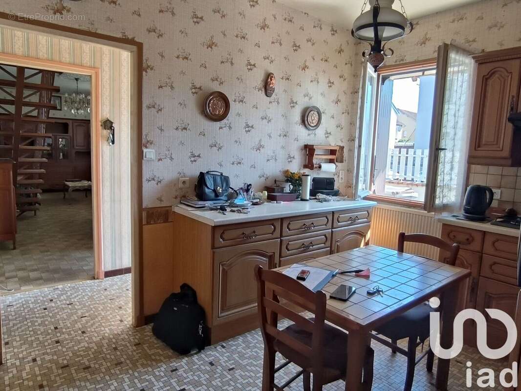 Photo 3 - Maison à MONTLUCON