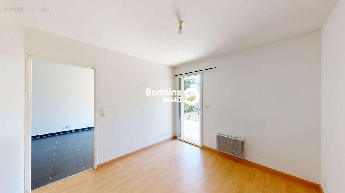 Exclusivite a vendre brest saint marc appartement t2 44 m² avec jardin - residence recente parking securise terrasse de 12 m² ja - photo 6
