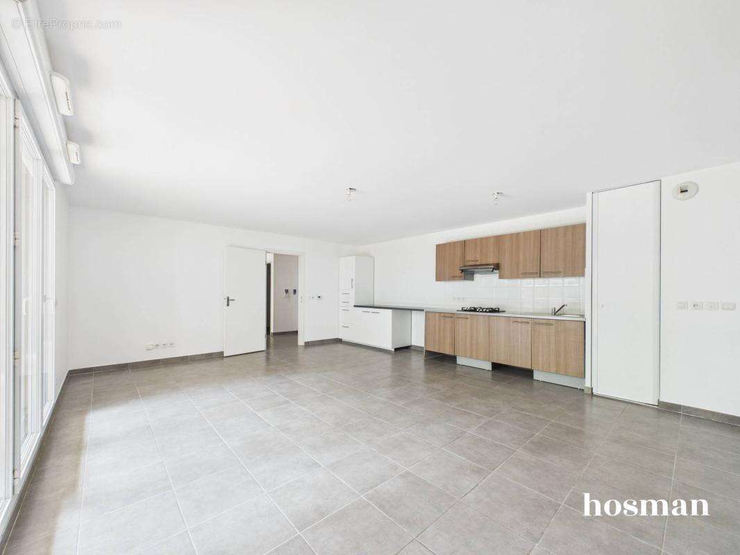Superbe appartement T4 de 87 m² avec jardin privatif, double parking, Rue Hustin, Le Haillan - photo 4