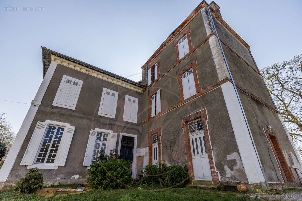 Maison à CAMPAGNE