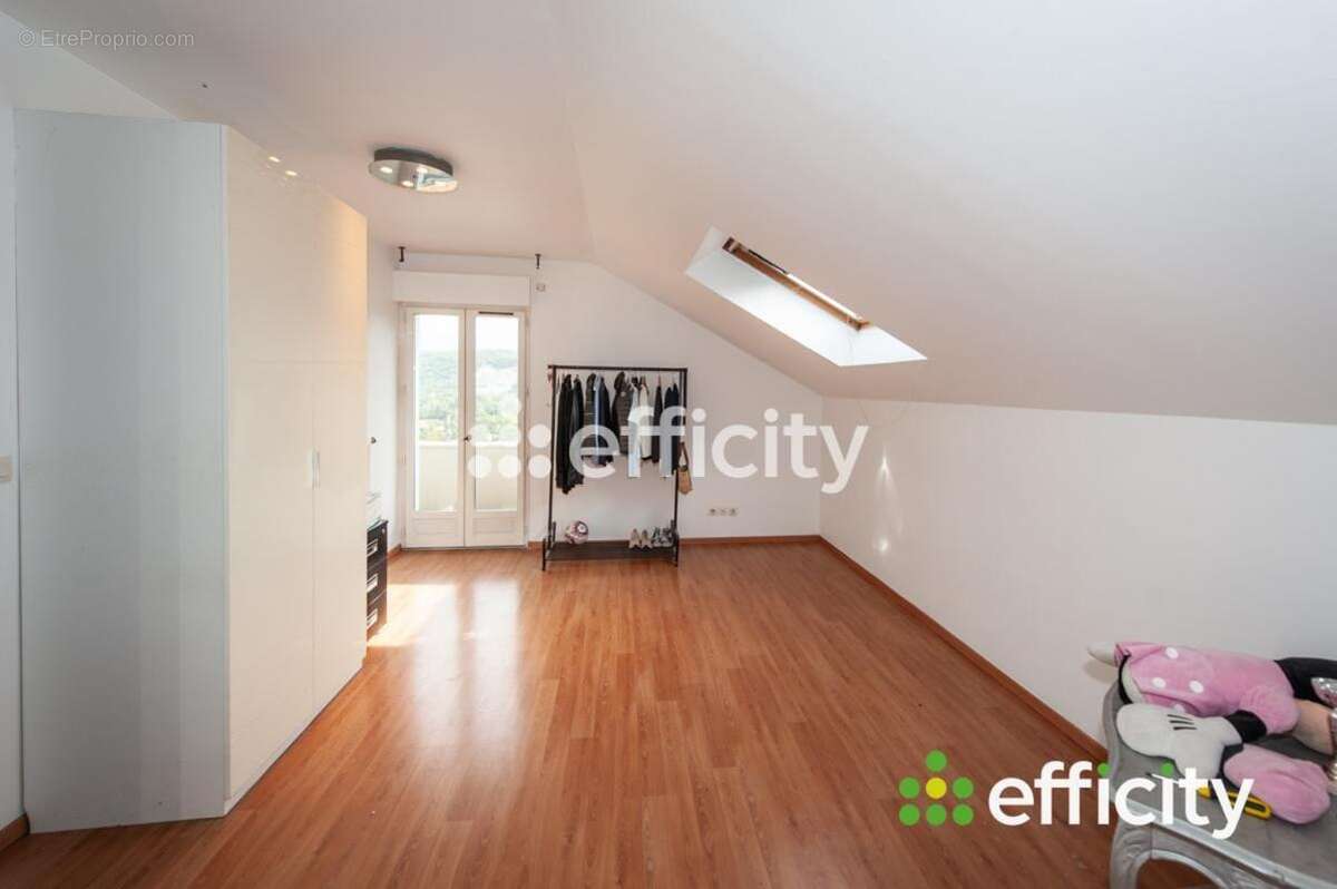 Maison à SAINT-PAUL-DE-VARCES