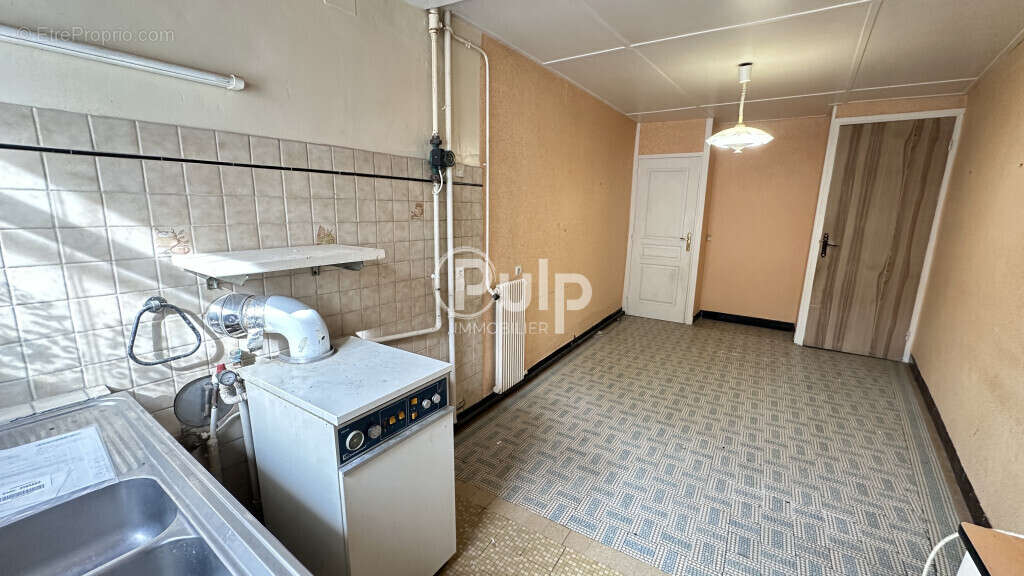 Maison à BRUAY-LA-BUISSIERE