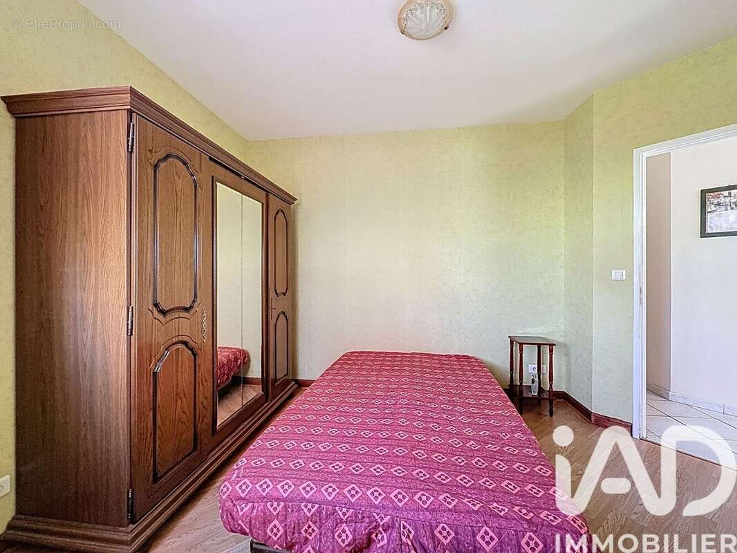 Maison 137 m² à Mondavezan  - photo 7