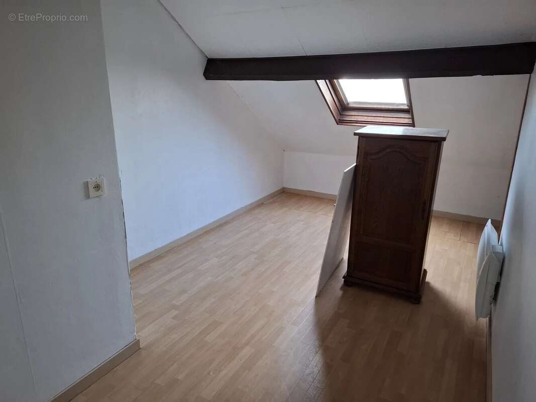 Maison à CHEF-BOUTONNE