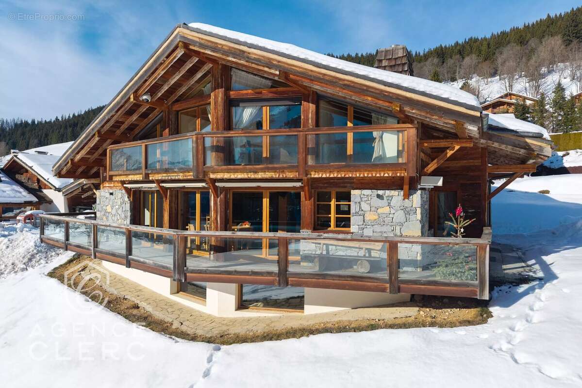Maison à LA CLUSAZ