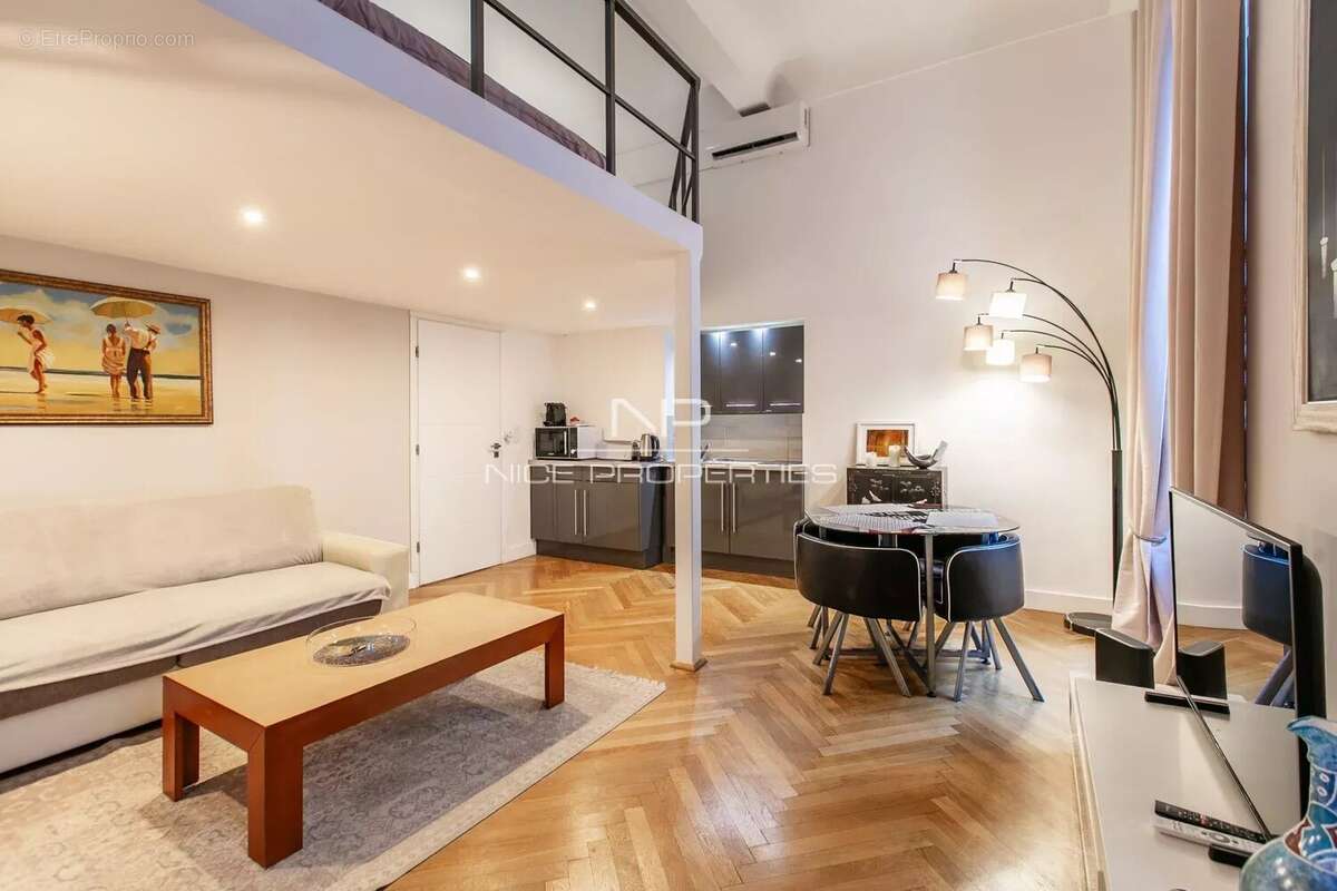 Appartement à NICE