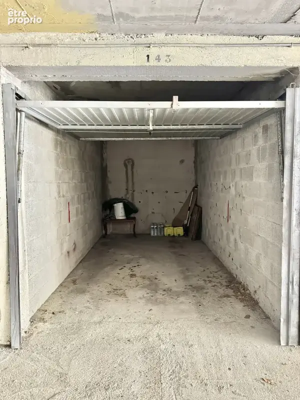 Nice madeleine à vendre – lot de 2 garages loués - photo 2