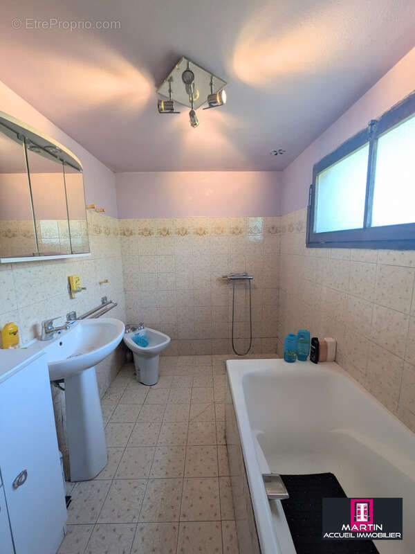 Maison à SAINTE-LIVRADE