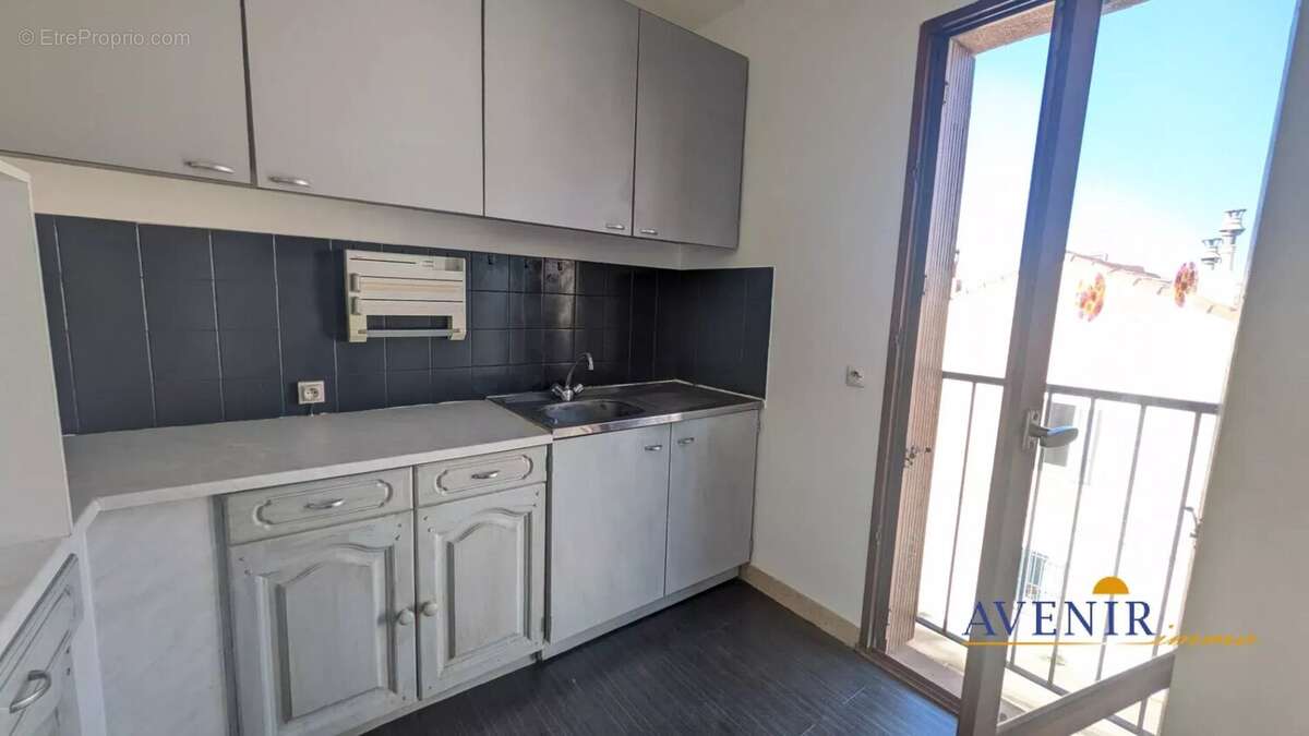 Appartement à MARSEILLE-7E