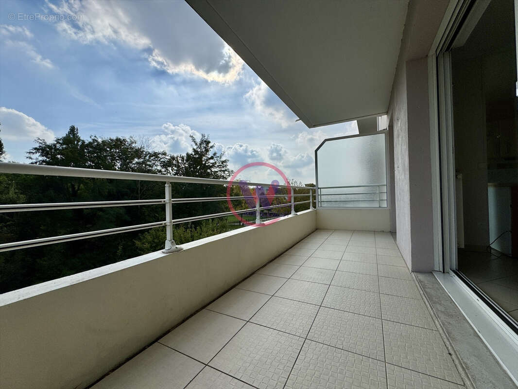 Appartement à SAINT-LAURENT-BLANGY