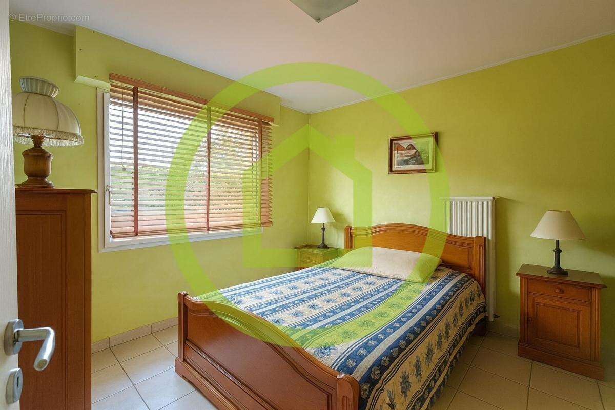 Maison à LA CHAPELLE-D&#039;ARMENTIERES