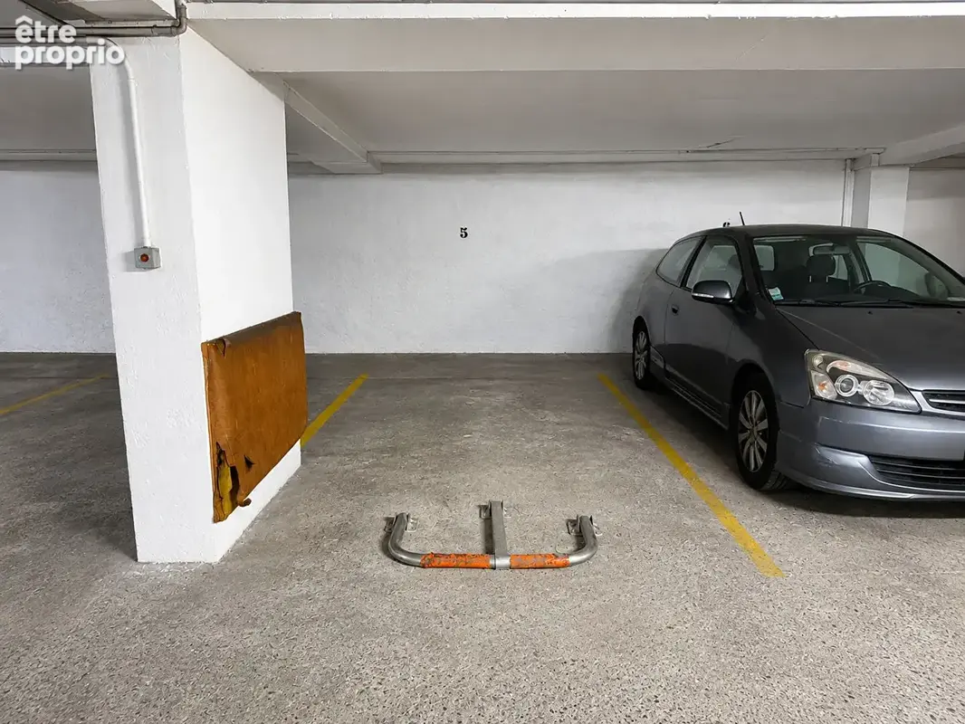 Parking à CANNES