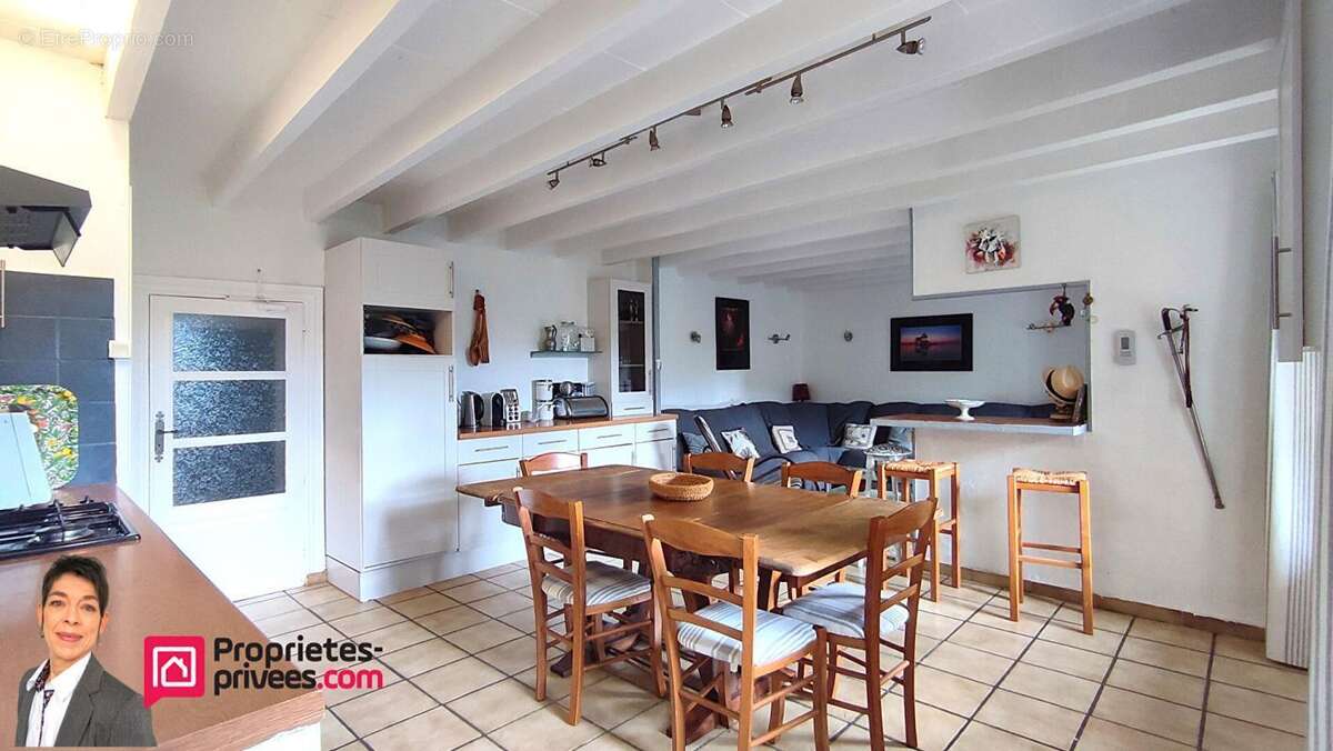 Maison à SAINT-VINCENT-DE-REINS