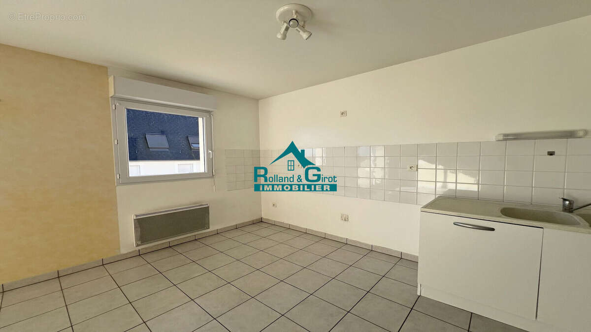 Appartement à SAINT-AUBIN-D'AUBIGNE