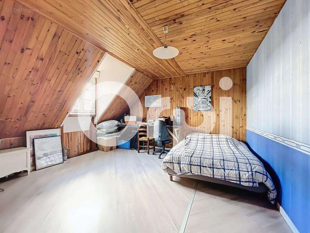 Maison à LE MESNIL-EN-THELLE