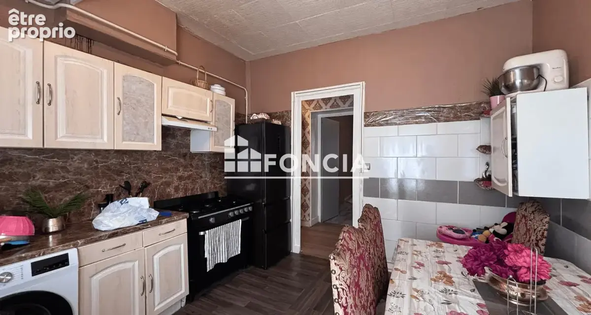 Appartement à SAINT-ETIENNE