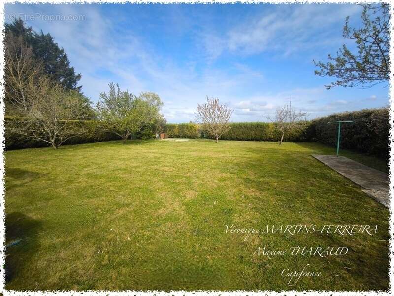 Maison à SAINT-DOULCHARD