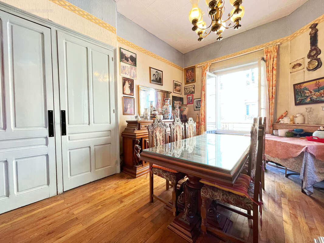 Appartement à OULLINS
