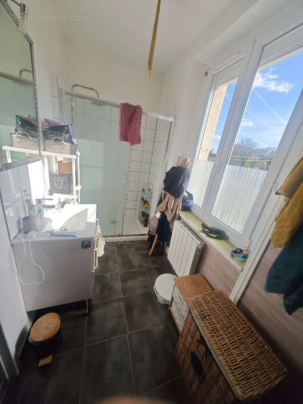 PLOUHA maison en pierre à vendre proche centre - photo 7