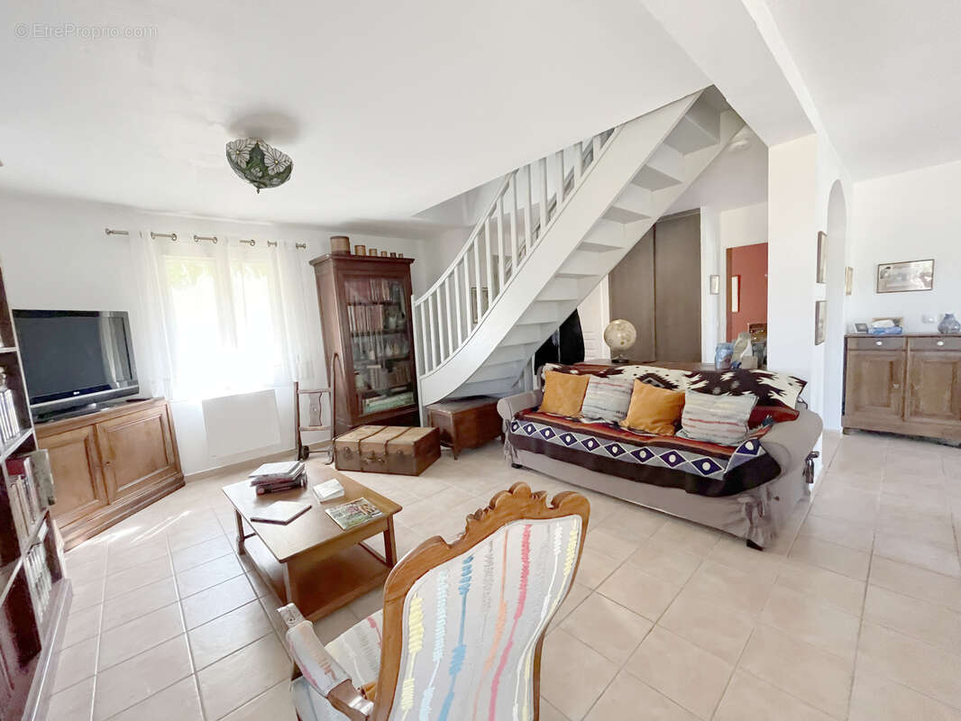 Grande Maison Familiale au Cœur de la Pinède - photo 5