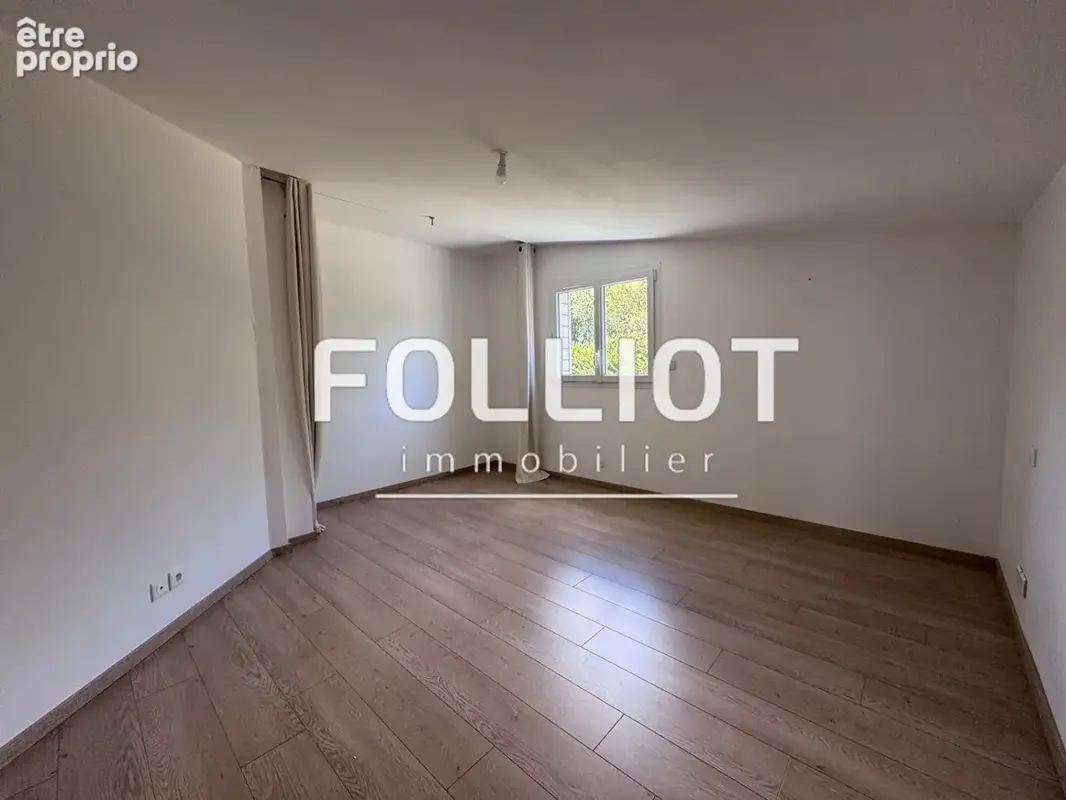Entre mer & terre, maison spacieuse à vendre à Gratot avec vie de plain pied - Un véritable havre de paix ! - photo 6