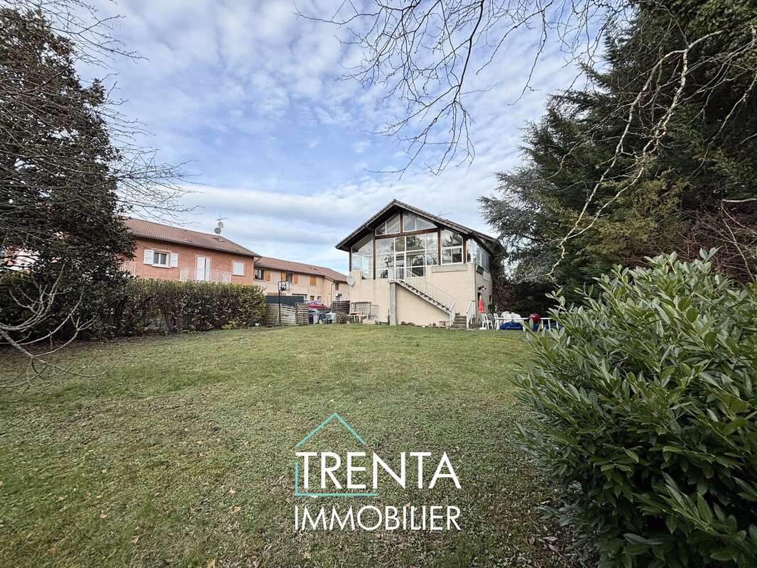 Appartement à RENAGE