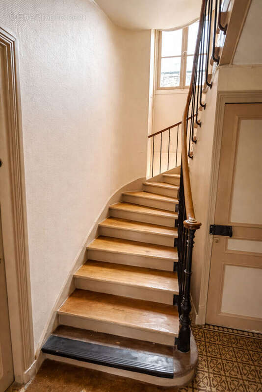 Appartement à ENGHIEN-LES-BAINS