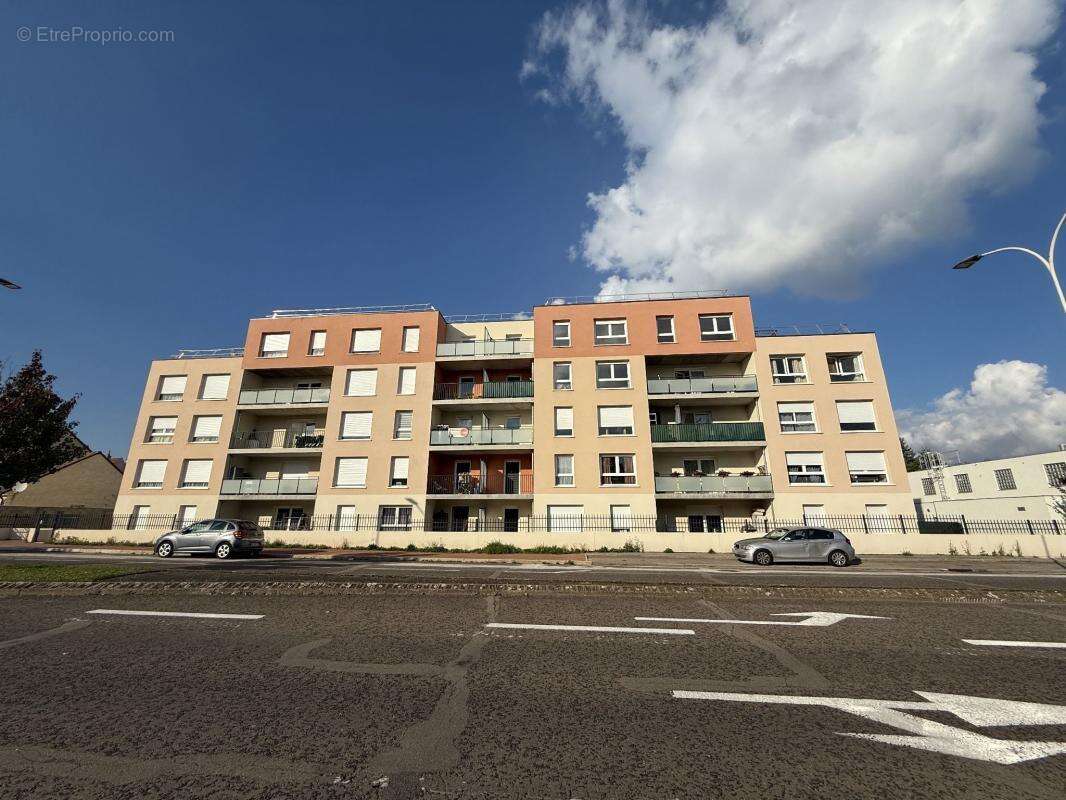 Appartement à CHENOVE