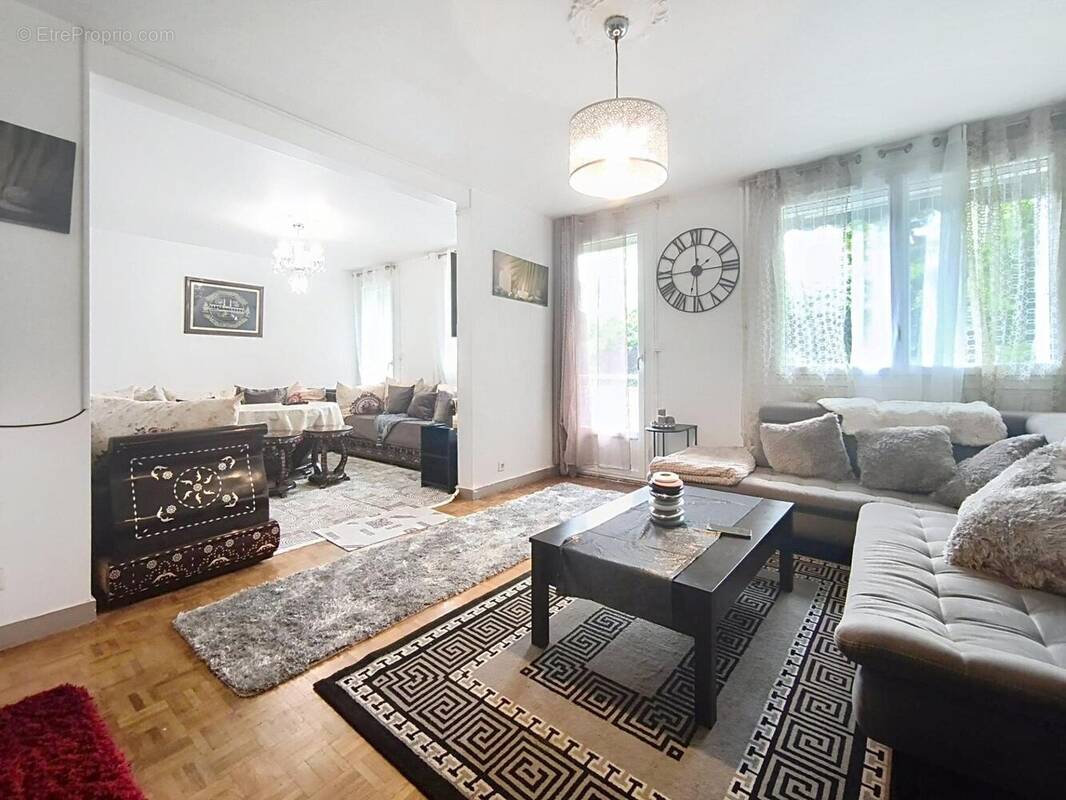 Photo 1 - Appartement à SAINT-ETIENNE