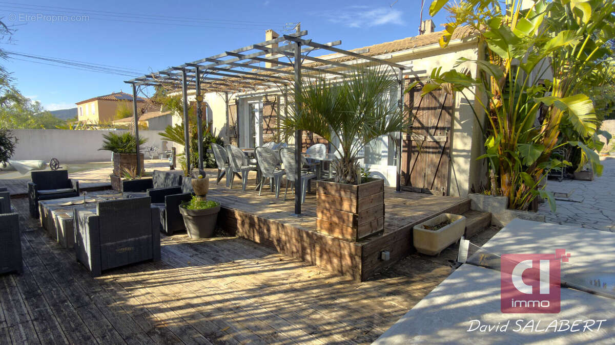 Maison à PUGET-VILLE