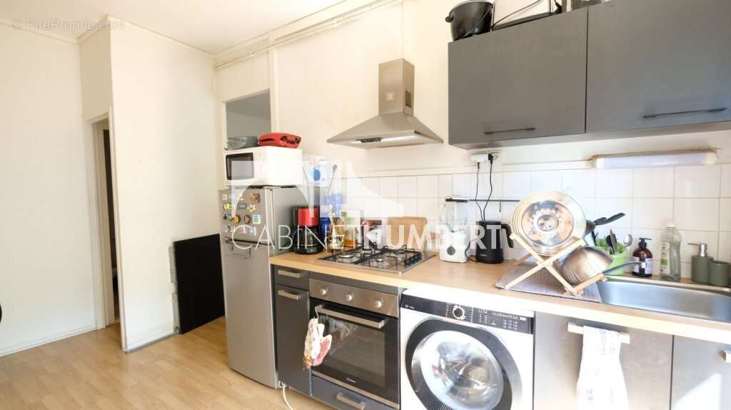 Appartement à SAINT-ETIENNE
