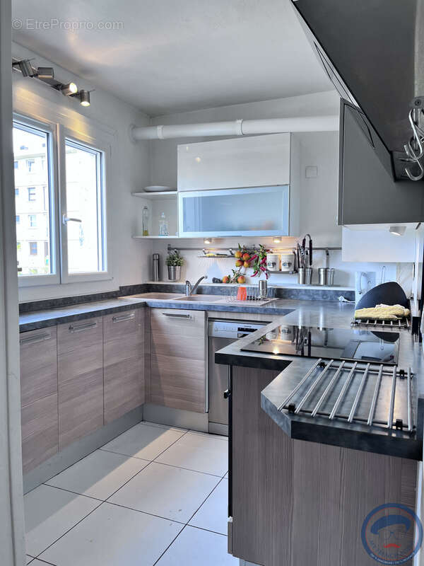 Maison de 5 pièces - 107 m2 - Beau jardin - photo 3