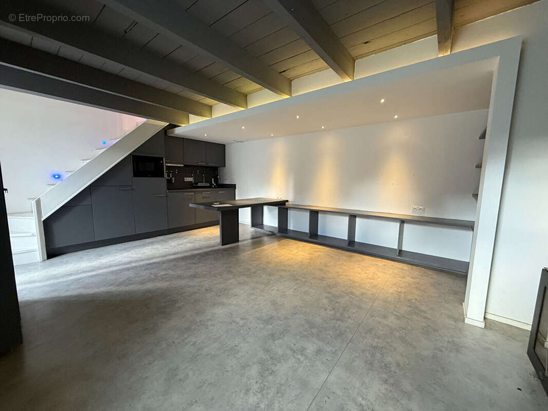 Maison à LE RELECQ-KERHUON