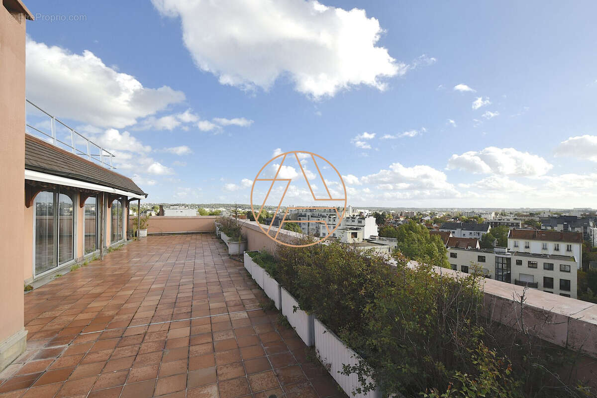 Appartement à SAINT-MAUR-DES-FOSSES