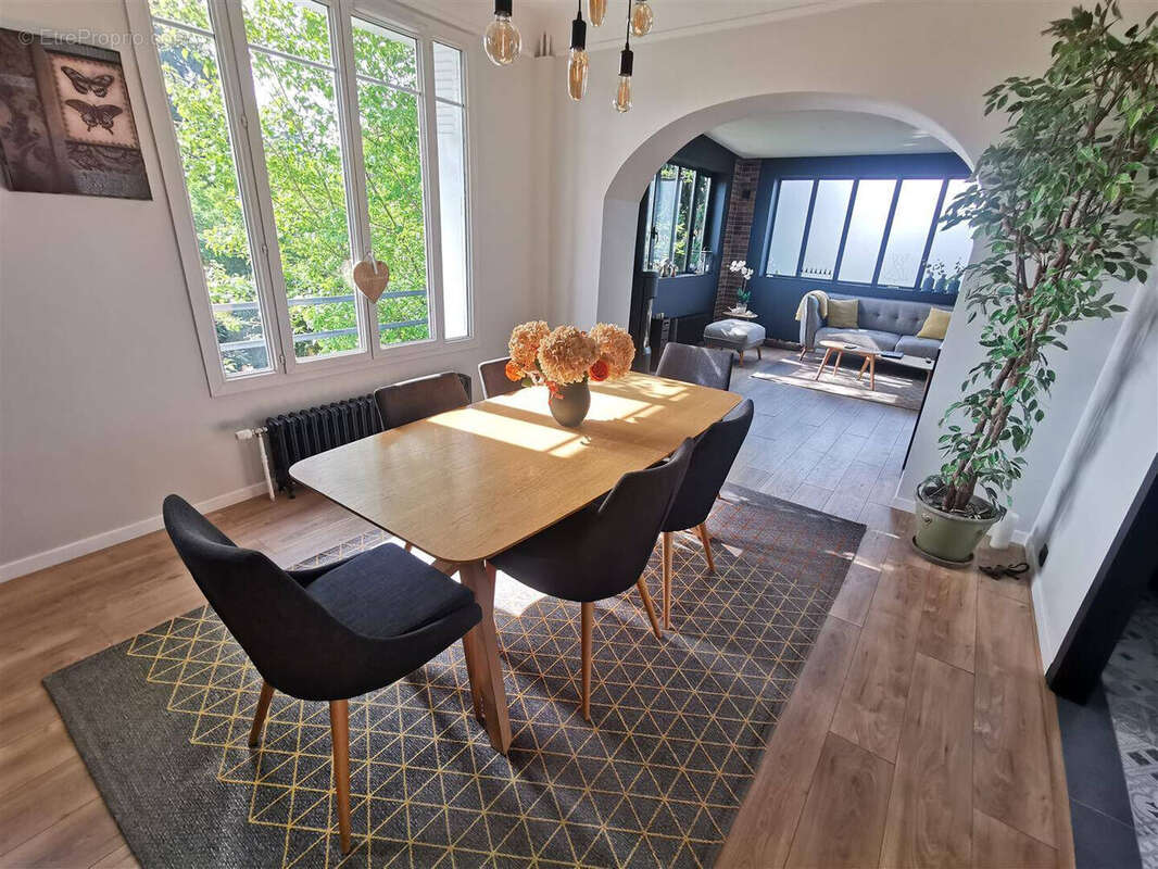 Maison à PONTAULT-COMBAULT