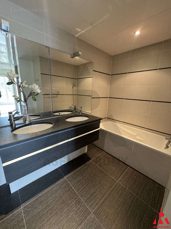 Appartement à VERSAILLES