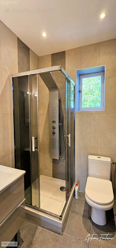 Maison à PIERRE-BENITE