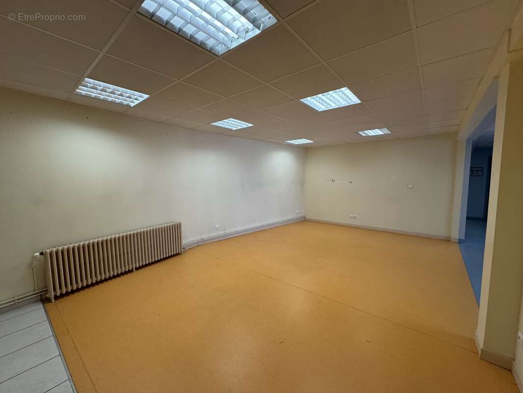 Commerce à CHARLEVILLE-MEZIERES