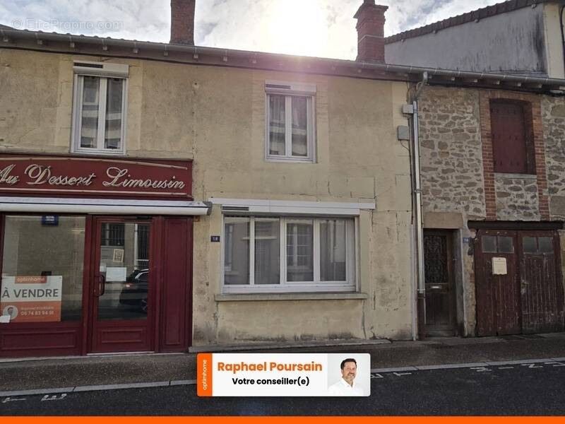 Maison à CHATEAUPONSAC