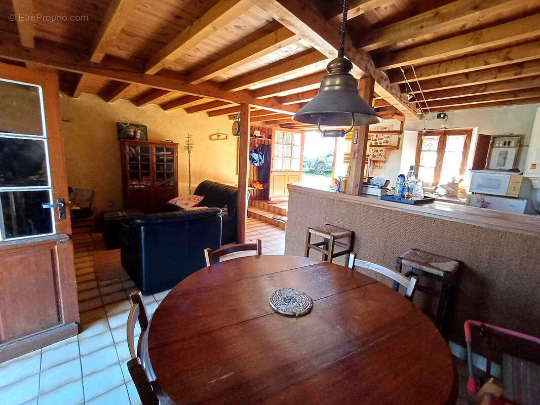 Maison à CHOMELIX