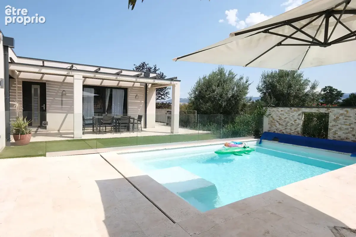 Maison contemporaine 7 pièce(s) 180.47 m2 - Très lumineuse et fonctionnelle - 4 chambres - bureau - piscine - DPE B - photo 11