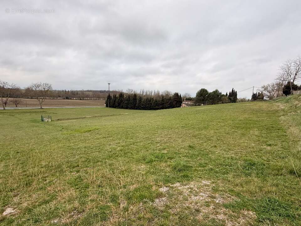 Terrain à VILLEPINTE